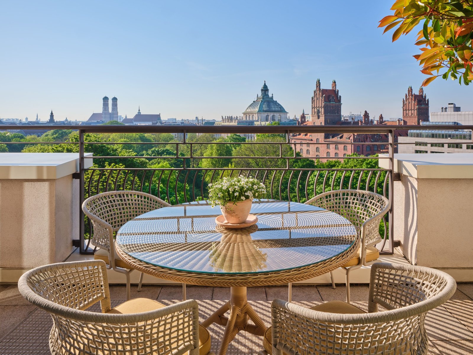 Allemagne, Munich - The Charles Hotel,a Rocco Forte Hotel, 2 nuits en Junior Suite , Petits-déjeuners inclus pour 2 personnes .