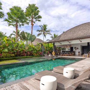Indonésie, Ubud - K Club Ubud, 4 nuits en Villa de luxe avec piscine de 3 chambres, vue jungle, Petits-déjeuners inclus pour 2 personnes