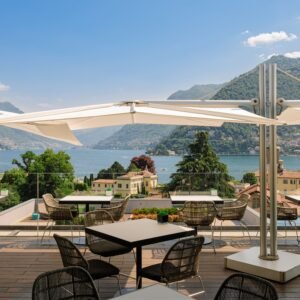 Italie, Lac de Côme - Hilton Lake Como, 2 nuits en Chambre King Deluxe avec vue patio, demie-pension pour 2 personnes