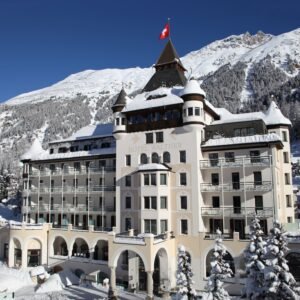 Suisse, Pontresina - Relais & Châteaux Hotel Walther, 3 nuits en Junior Suite , Petits-déjeuners inclus pour 2 personnes + 1 diner Menu du soir en 1 plat pour 2 personnes (hors boissons)