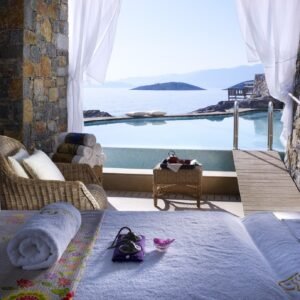 Grèce, Ag. Nikolaos - ST. Nicolas Bay Resort Hotel & Villas, 6 nuits en Junior Suite vue mer , Demi-pension inclus pour 2 personnes
