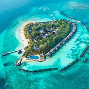 Maldives, North Male - Taj Coral Reef Resort & Spa, Maldives, 3 nuits en Deluxe Villa Plage , All inclusive pour 2 personnes