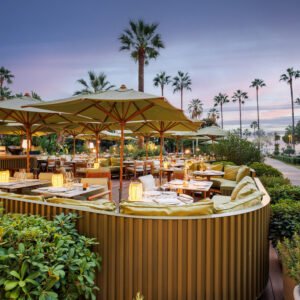 France, Cannes - Mondrian Cannes, 3 nuits en Chambre Prestige Supérieure - vue mer terrasse , Petits-déjeuners inclus pour 2 personnes