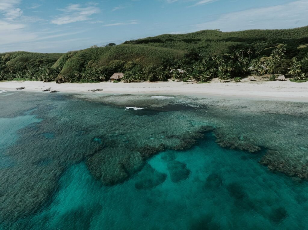 Fidji, Yasawa Island – Yasawa Island Resort & Spa – 3 nuits en Bure Suite, pension complète hors boissons, pour 2 adultes.